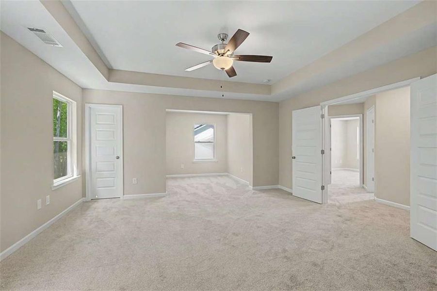 Spacious, unfurnished interior of a new home in Traditions at Cedarcrest, Dallas (Image 43).