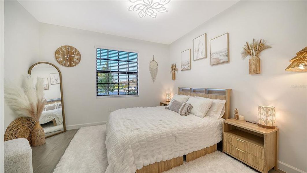 Furnished interior view inside a new home in Lorraine Lakes at Lakewood Ranch, Lakewood Ranch (Image 19).
