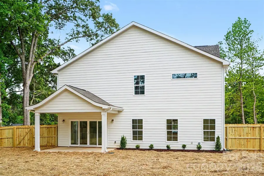 Exterior details and patio area of a home in , Mint Hill (Image 4).
