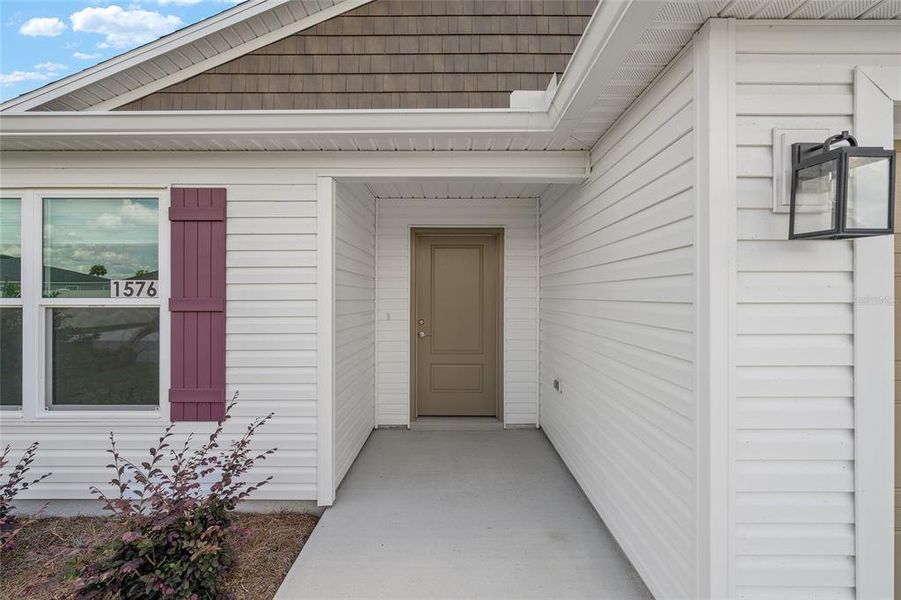 Exterior details and patio area of a home in , The Villages (Image 3).