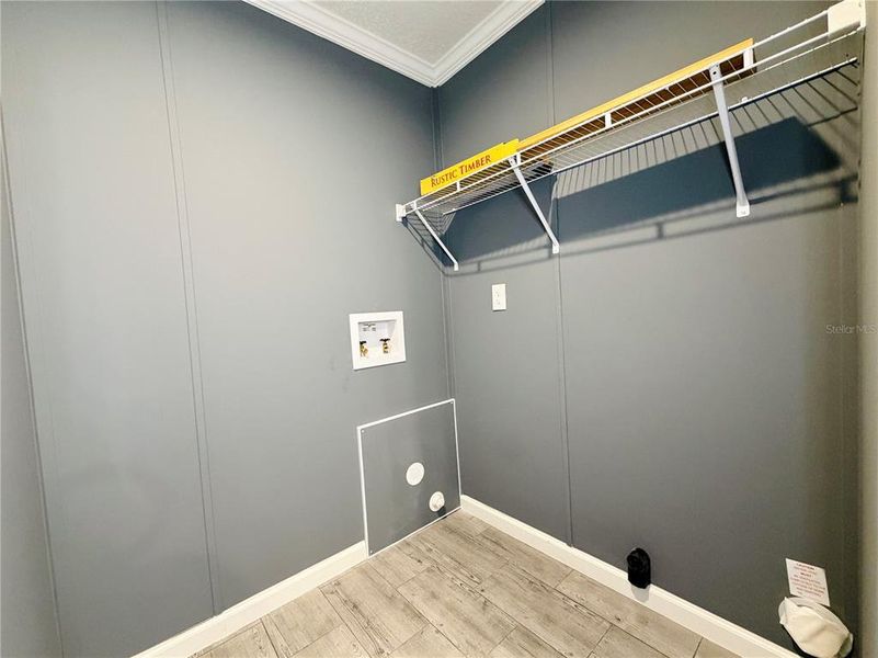 Spacious, unfurnished interior of a new home in , White Springs (Image 48).