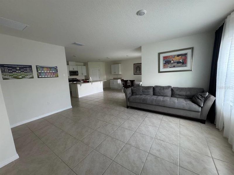 Furnished interior view inside a new home in , Clermont (Image 31).