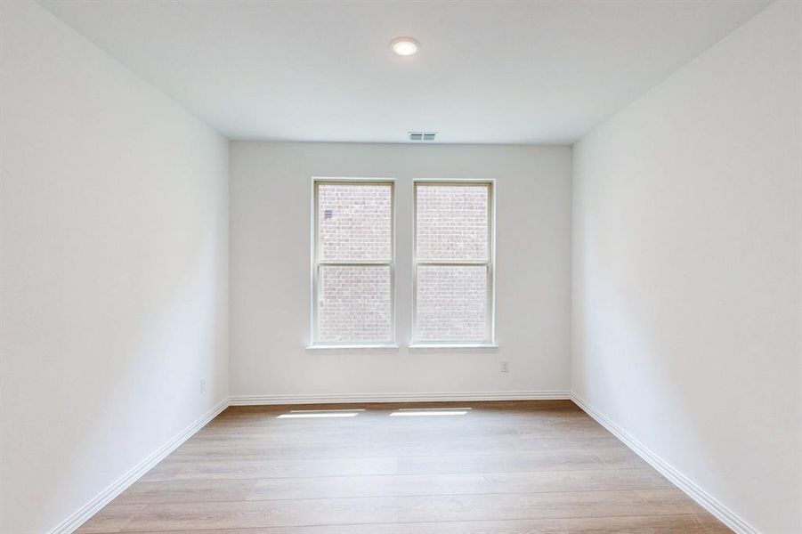 Spacious, unfurnished interior of a new home in Lilybrooke at Legacy Hills, Celina (Image 30).