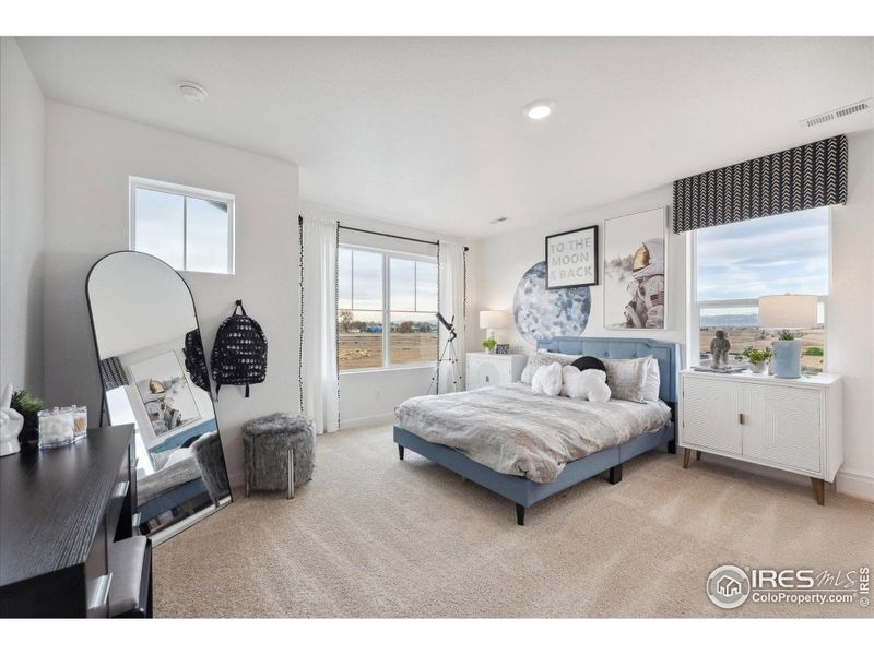 Furnished interior view inside a new home in Vista Meadows, Fort Lupton (Image 5).