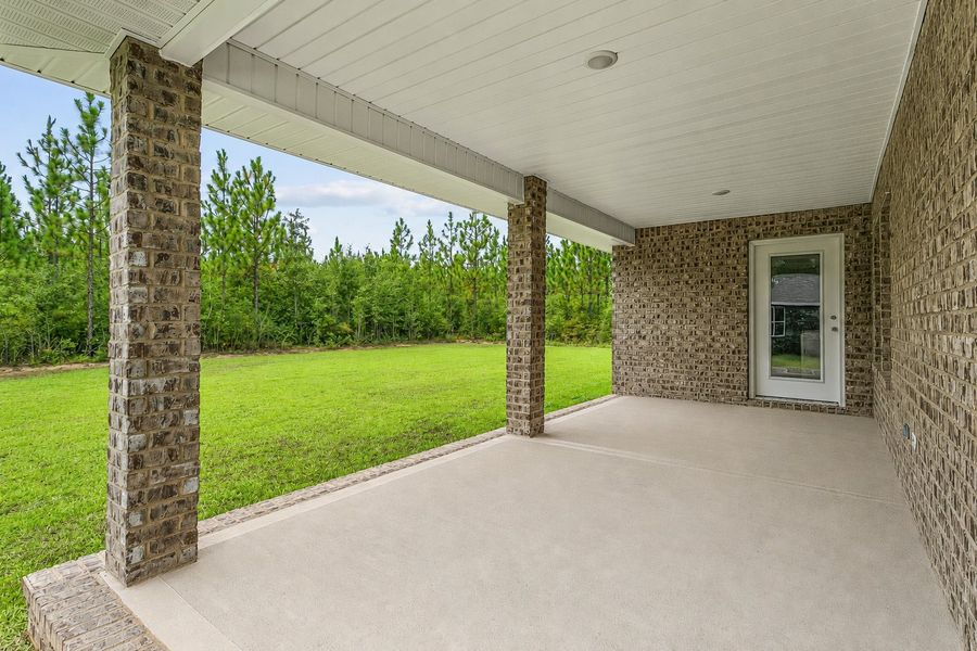 Representative exterior details of a home built from the The Liberty Estate by Herbst Homes in Prosperity Point, Milton (Image 4).
