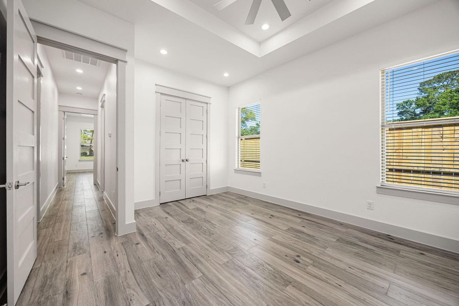 Spacious, unfurnished interior of a new home in , Houston (Image 22).