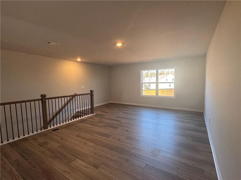 Spacious, unfurnished interior of a new home in Rosewood Lake Preserve, Hoschton (Image 25).