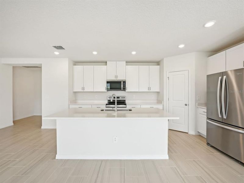 Furnished interior view inside a new home in Benton Hills - Classic Series, Brooksville (Image 18).