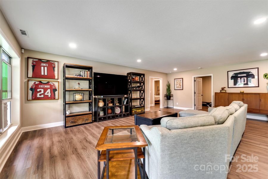 Furnished interior view inside a new home in , Franklin (Image 10).