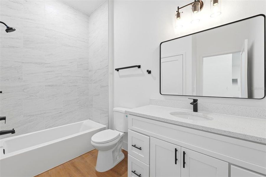 Furnished interior view inside a new home in , Ocala (Image 8).