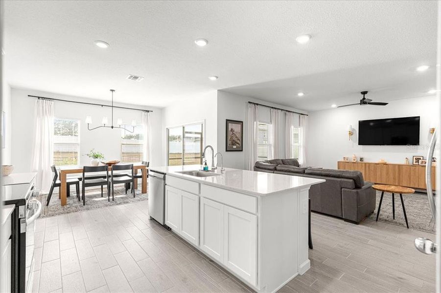 Furnished interior view inside a new home in Millwood: Millwood Estates - The Enclave, Ocala (Image 46). Furnished interior view inside a new home in Millwood: Millwood Estates - The Enclave, Ocala (Image 46).