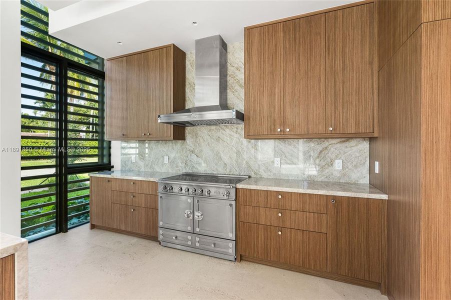 Furnished interior view inside a new home in , Coral Gables (Image 12).
