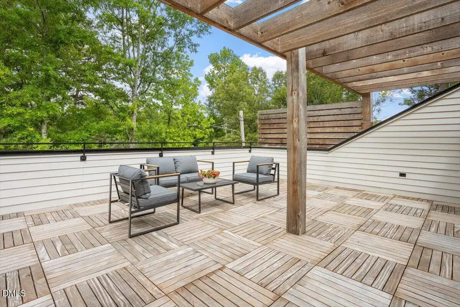 06-811 Maple Berry Ln 101 [3018886]_06