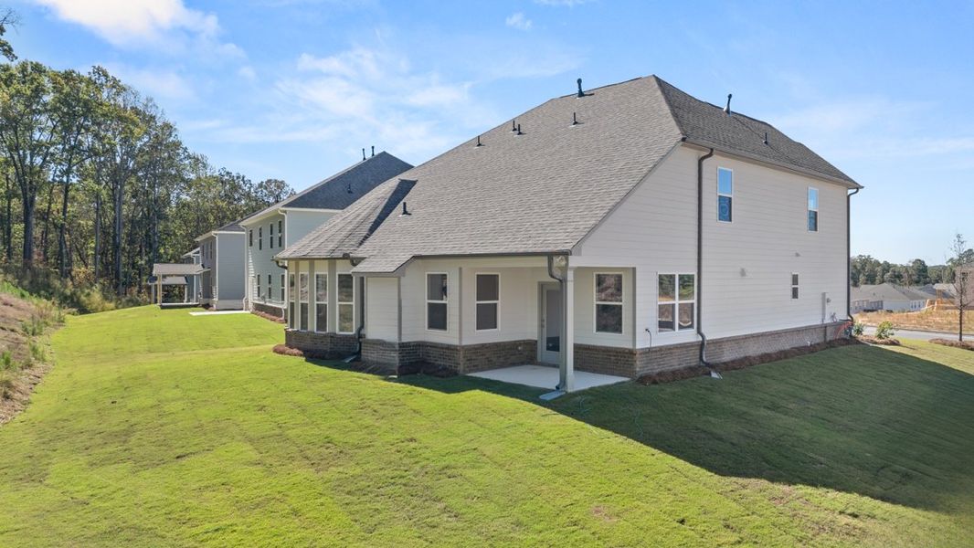 Representative exterior details of a home built from the WINDSOR by D.R. Horton in Butner Estates, South Fulton (Image 4).