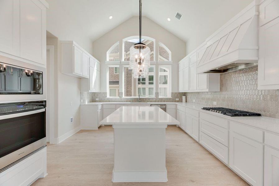 Furnished interior view inside a new home in Lake Forest, McKinney (Image 17). Furnished interior view inside a new home in Lake Forest, McKinney (Image 17).