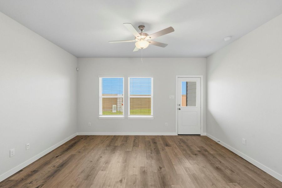 Spacious, unfurnished interior of a new home in Mirabella, Brookshire (Image 12).