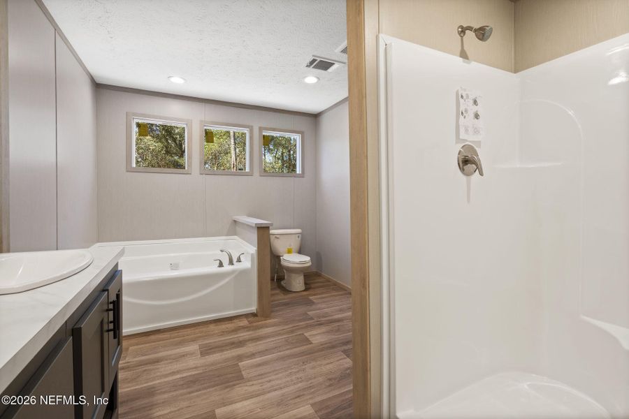 Furnished interior view inside a new home in , Keystone Heights (Image 8).