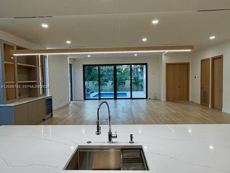 Close-up of interior finishes inside a home in , Fort Lauderdale (Image 20). Close-up of interior finishes inside a home in , Fort Lauderdale (Image 20).