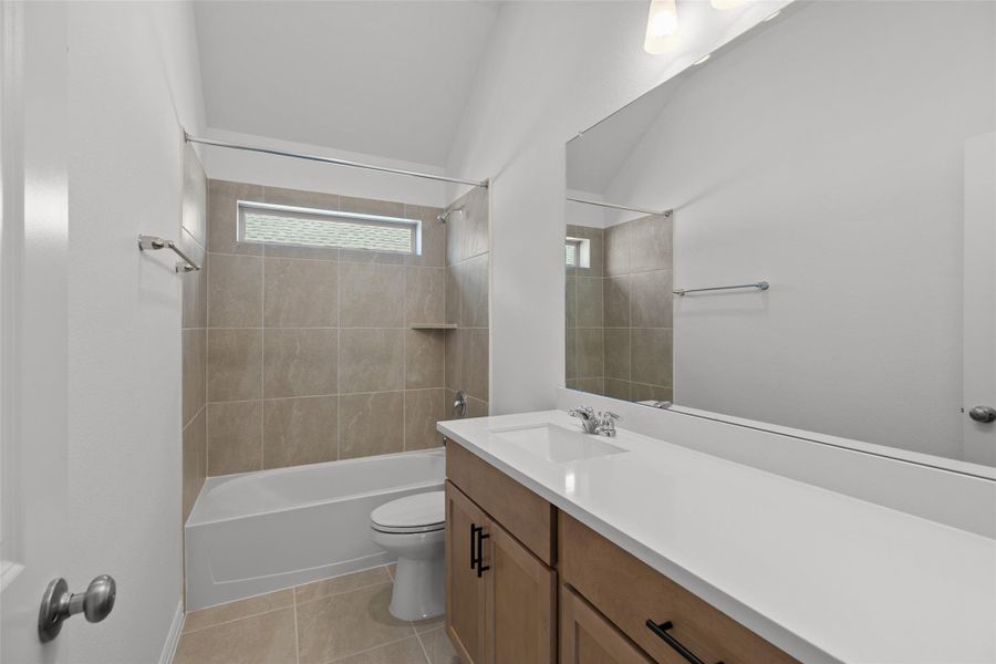 Furnished interior view inside a new home in Oakwood Estates, Waller (Image 11).