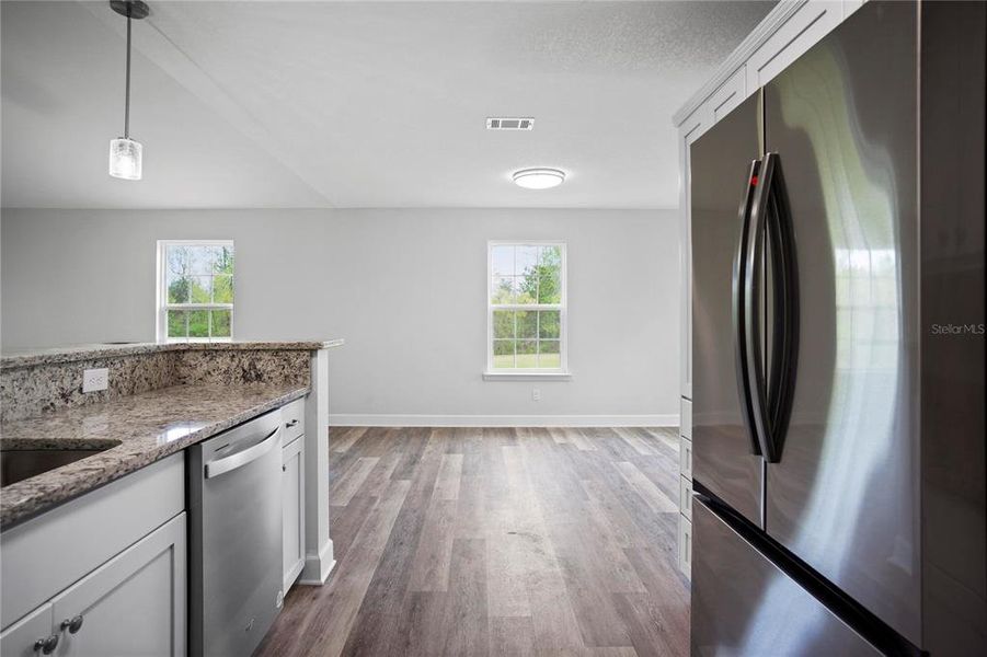 Furnished interior view inside a new home in , Blountstown (Image 7).