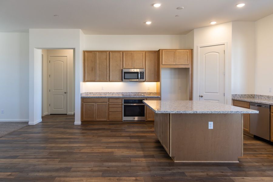 Furnished interior view inside a new home in Heritage Pointe, Chino Valley (Image 10).