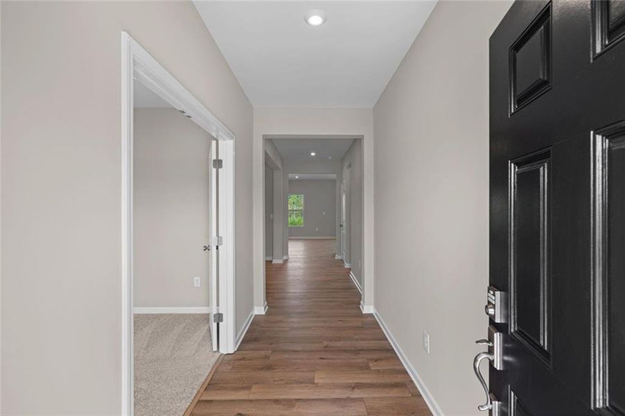 Spacious, unfurnished interior of a new home in Twin Lakes, Hoschton (Image 12). Spacious, unfurnished interior of a new home in Twin Lakes, Hoschton (Image 12).