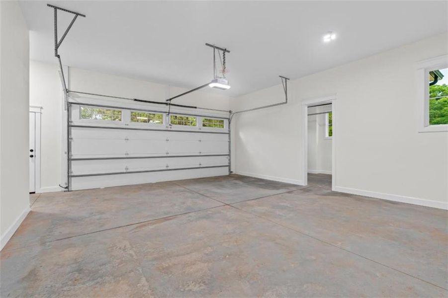 Spacious, unfurnished interior of a new home in , Winder (Image 63).
