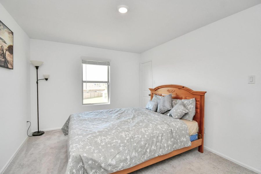 Comfortable and versatile, perfect for family, guests, or a creative retreat.