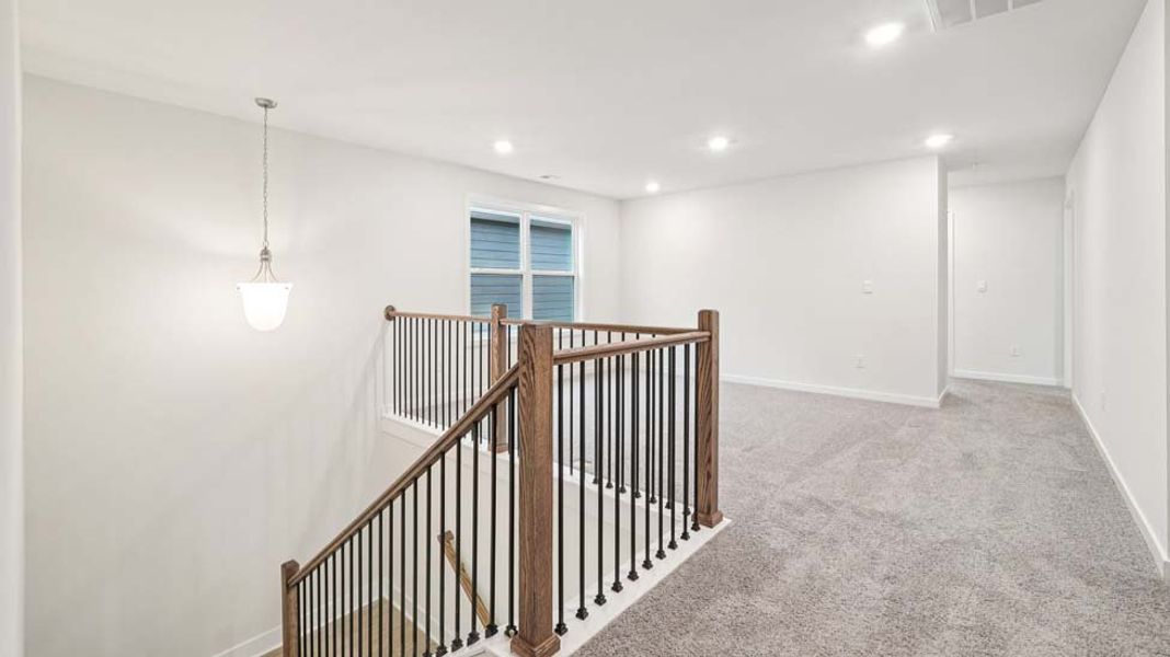 Spacious, unfurnished interior of a new home in Laurelbrook, Sherrills Ford (Image 20).