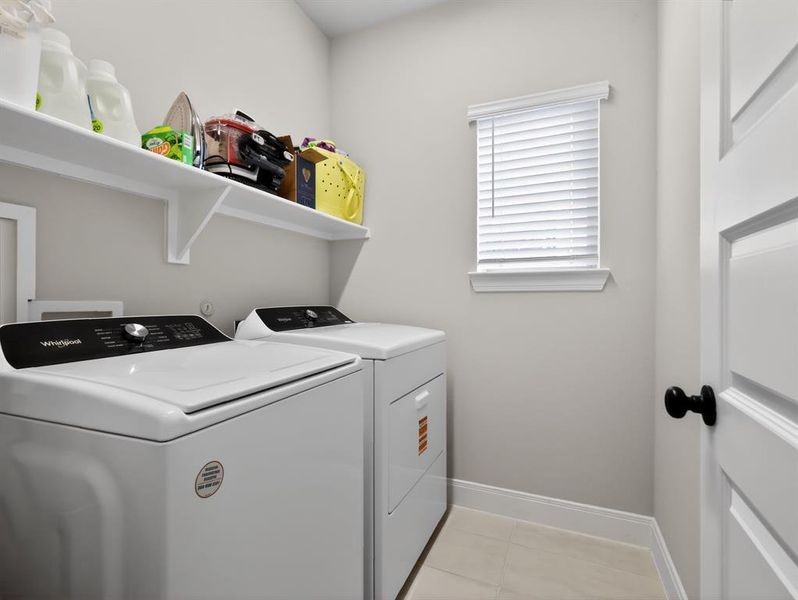 Close-up of interior finishes inside a home in , Royse City (Image 20).
