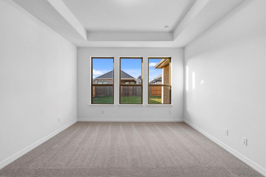 Spacious, unfurnished interior of a new home in Brookewater, Rosenberg (Image 25).