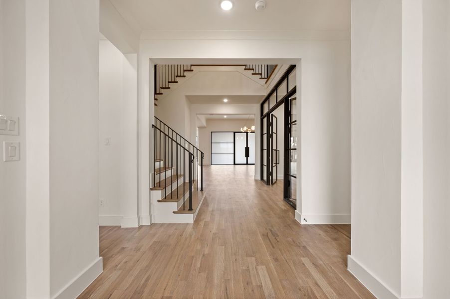 Spacious, unfurnished interior of a new home in Montclair, Prosper (Image 20).