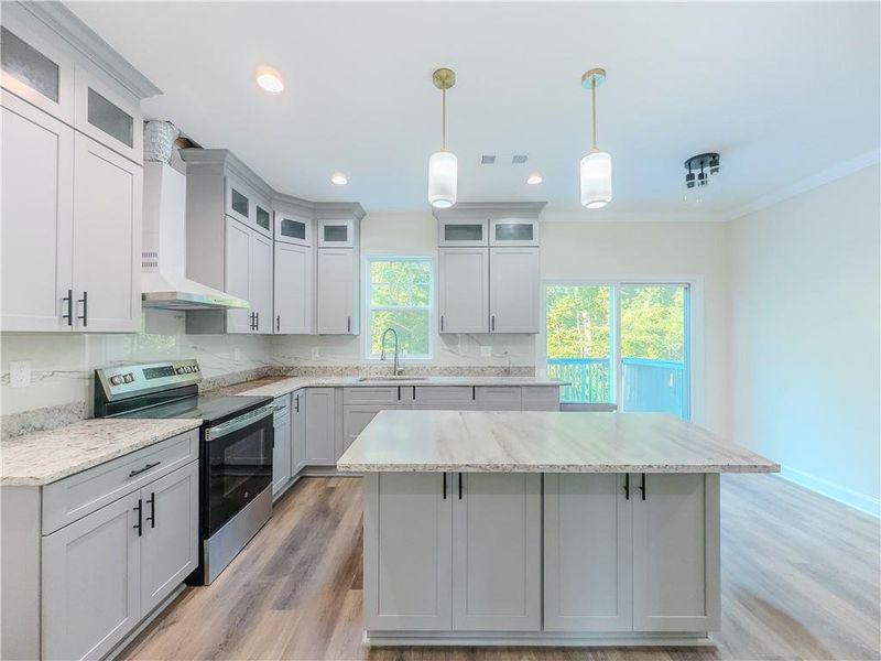 Furnished interior view inside a new home in , Lawrenceville (Image 13).
