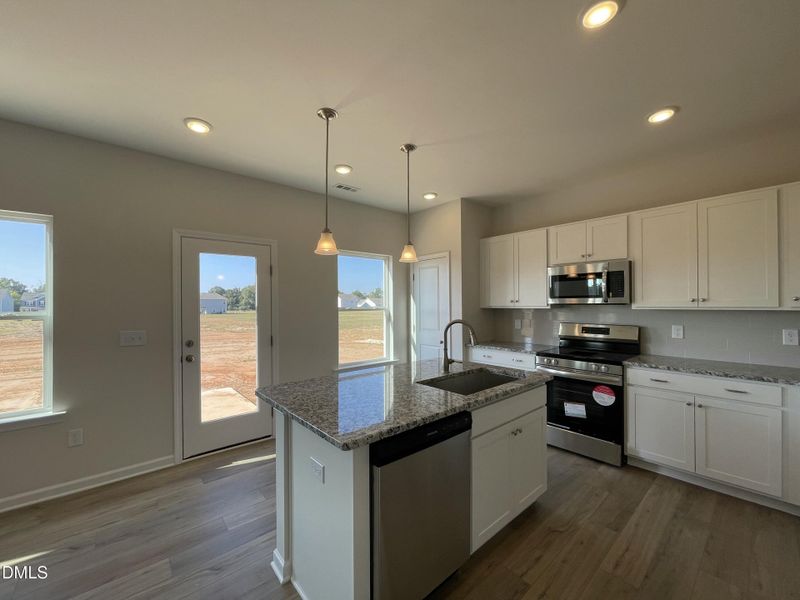 20250919_133155504_iOS