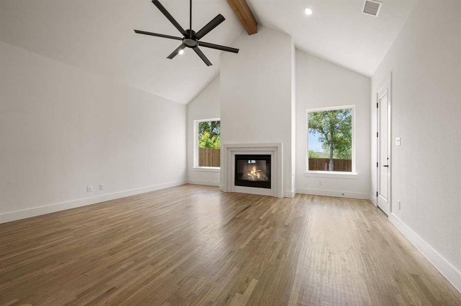 Spacious, unfurnished interior of a new home in Parks of Aledo, Aledo (Image 14). Spacious, unfurnished interior of a new home in Parks of Aledo, Aledo (Image 14).
