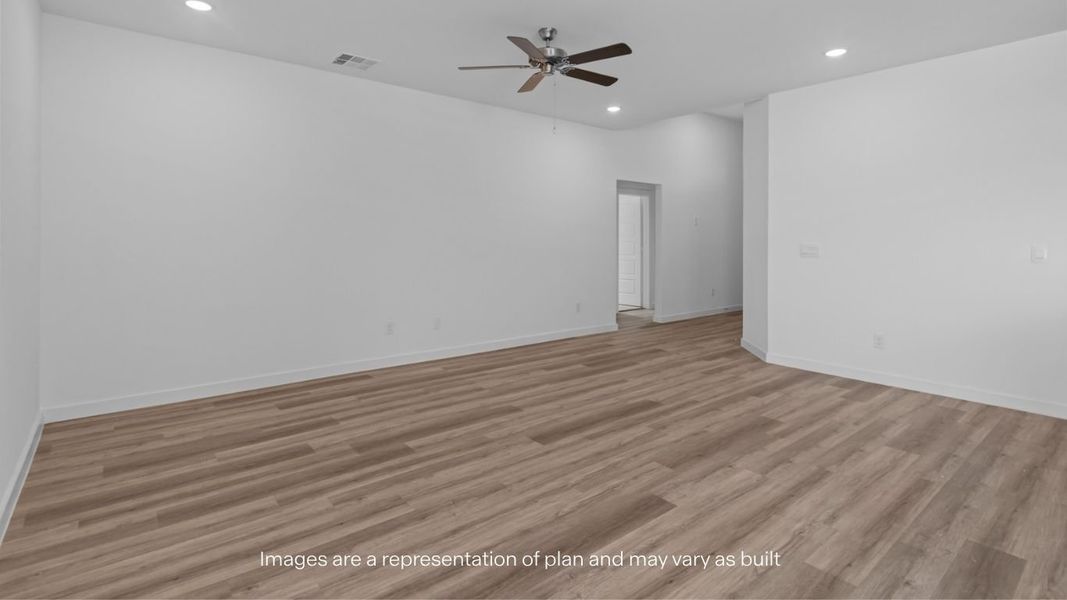 Spacious, unfurnished interior of a new home in Viridian, Lubbock (Image 13).