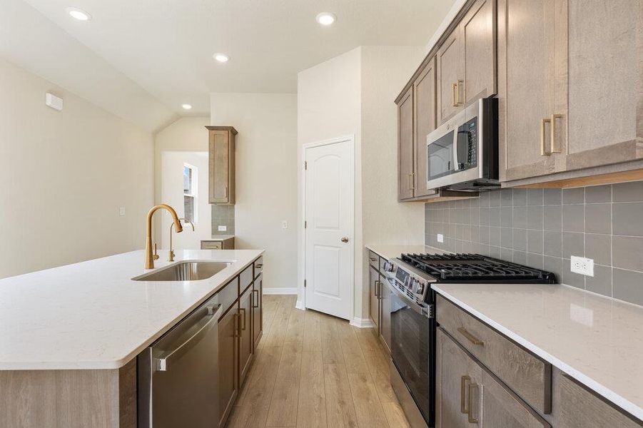 Furnished interior view inside a new home in La Cima, San Marcos (Image 12).