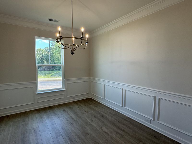 Spacious, unfurnished interior of a new home in Greenrich Mill, Simpsonville (Image 12).
