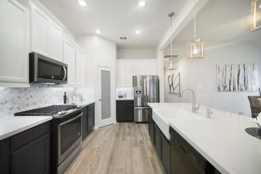 Representative furnished interior of a home built from the Maxwell by Beazer Homes in Copia Pines, Montgomery (Image 4).