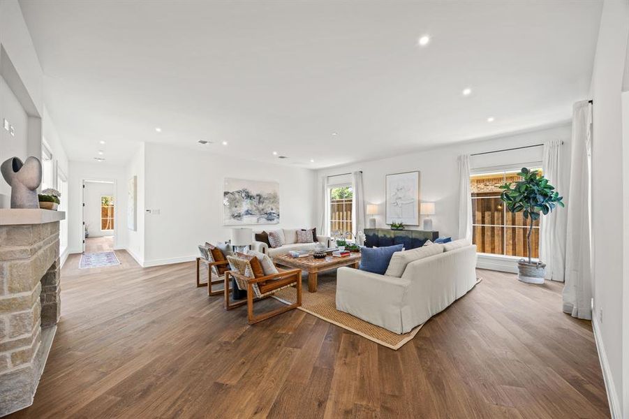 Furnished interior view inside a new home in , Dallas (Image 10). Furnished interior view inside a new home in , Dallas (Image 10).