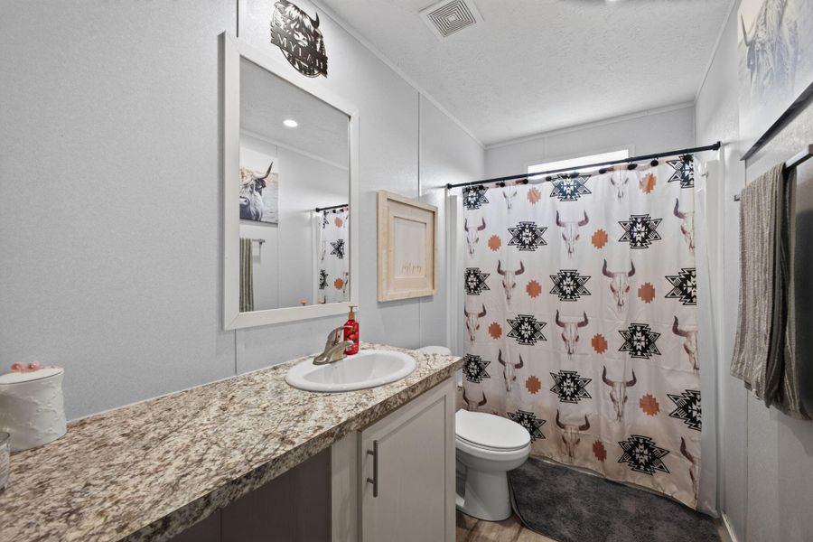 Furnished interior view inside a new home in , Hempstead (Image 9).