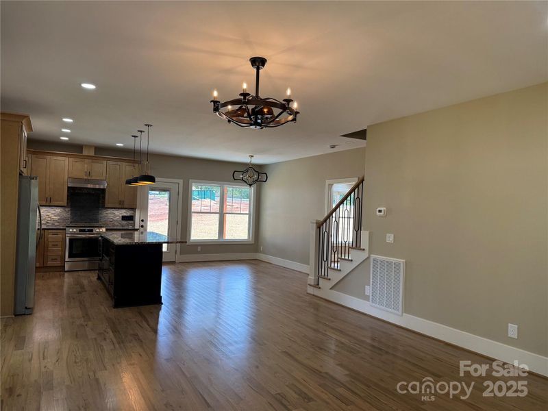 Image 20 of a home in .