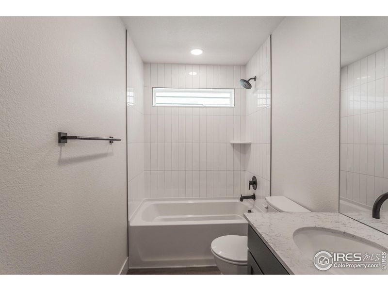 Image 28 of a home in Bloom Cottages.