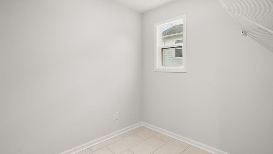 Spacious, unfurnished interior of a new home in Butner Estates, South Fulton (Image 29).