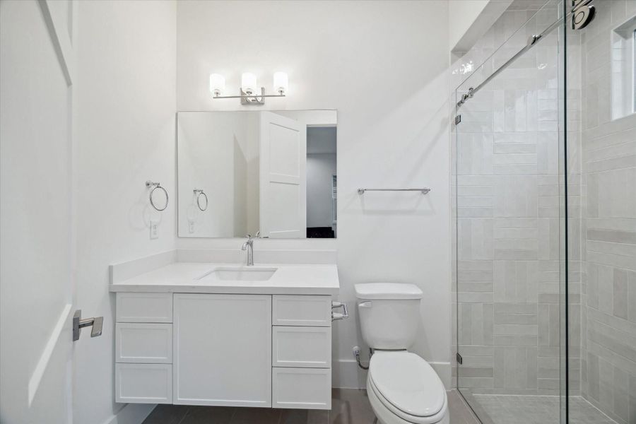 Furnished interior view inside a new home in , Houston (Image 17). Furnished interior view inside a new home in , Houston (Image 17).