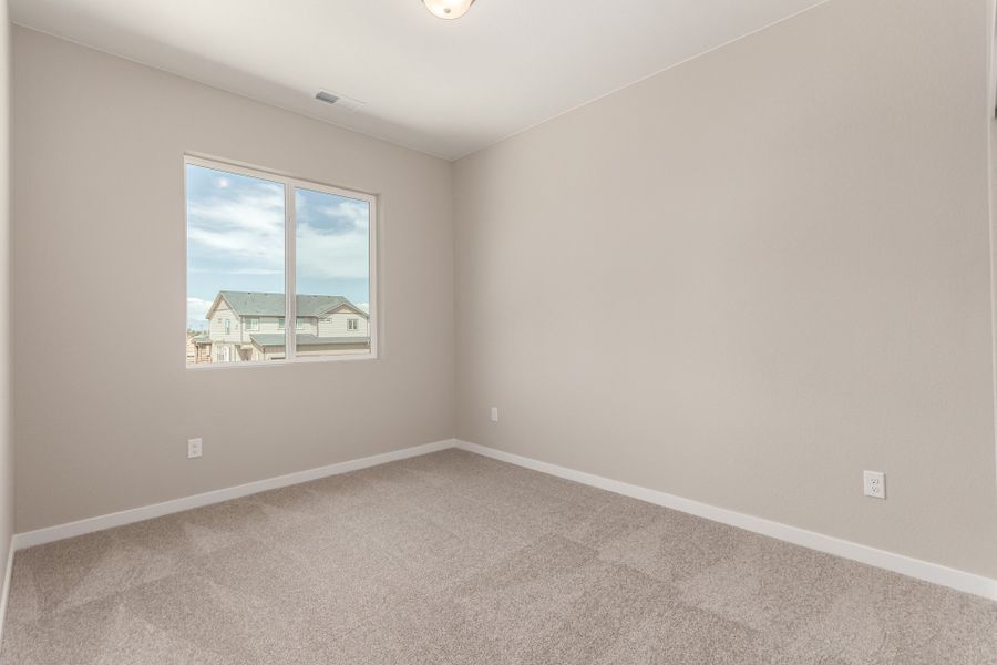 Spacious, unfurnished interior of a new home in Painted Prairie, Aurora (Image 19).