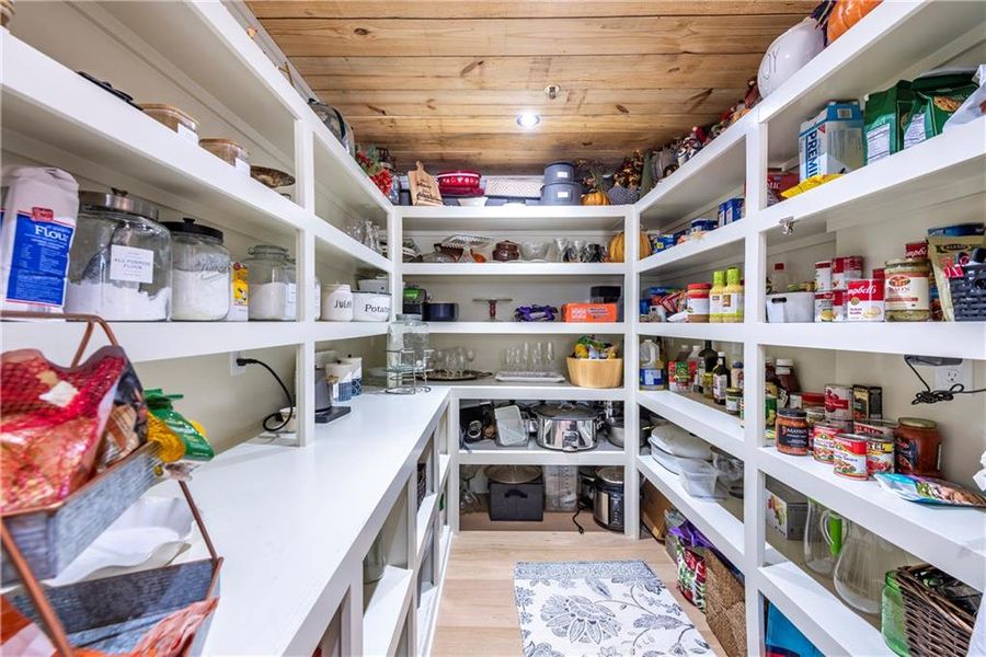Image 74 of a home in .