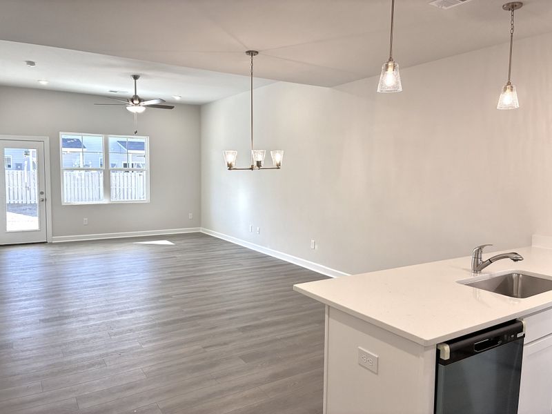 Spacious, unfurnished interior of a new home in Miller Park, Greenville (Image 19).