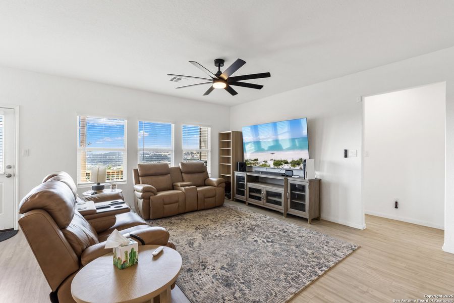 Furnished interior view inside a new home in , Bulverde (Image 8). Furnished interior view inside a new home in , Bulverde (Image 8).