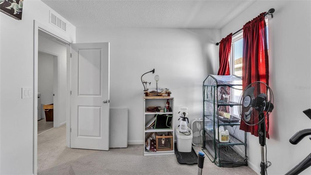 Furnished interior view inside a new home in Peace Creek Reserve, Winter Haven (Image 25).